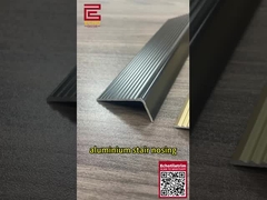 Διακοσμητικό μαύρο μέταλλο σκάλες μύτη Τρίμ μη ολισθητικό βινύλιο σκάλες μύτη Molding